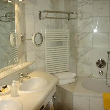 Bergresort Seefeld Otel 4*